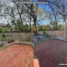 Top Quality Fence Cleaning in Clayton, Missouri.